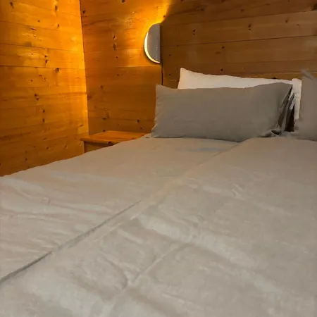 Away From - Im Herzen Von Tirol *